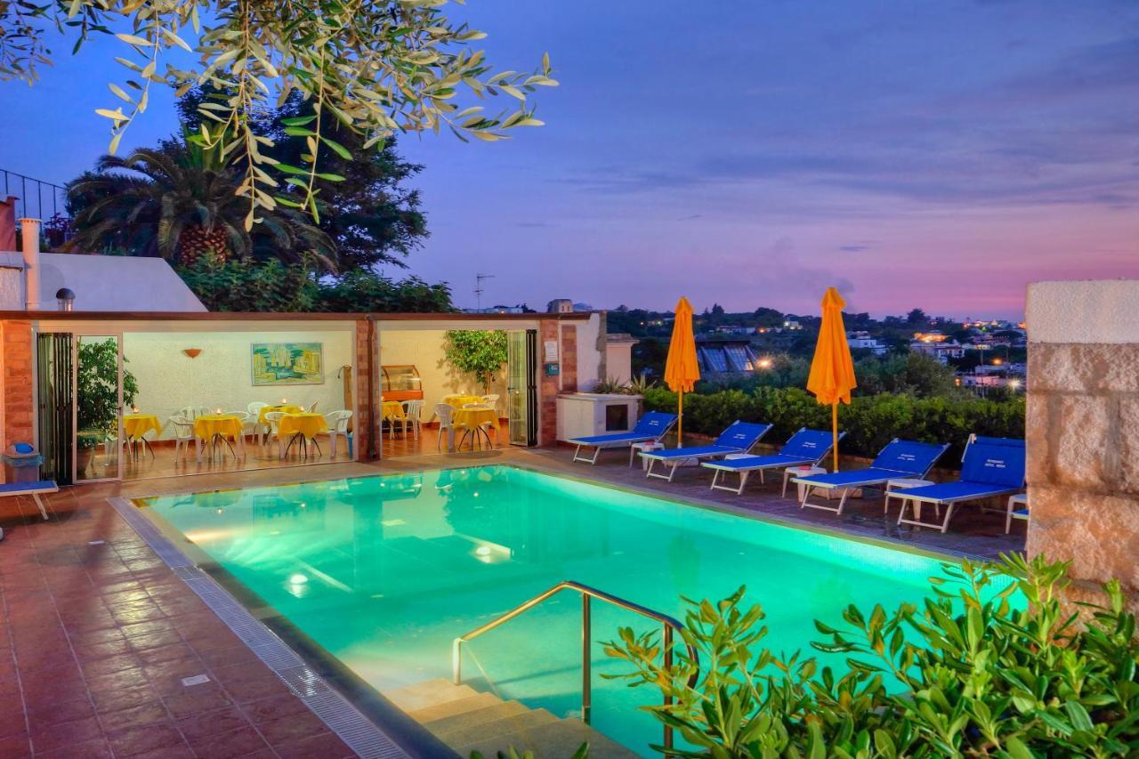 Hotel Villa Mena Forio di Ischia Εξωτερικό φωτογραφία