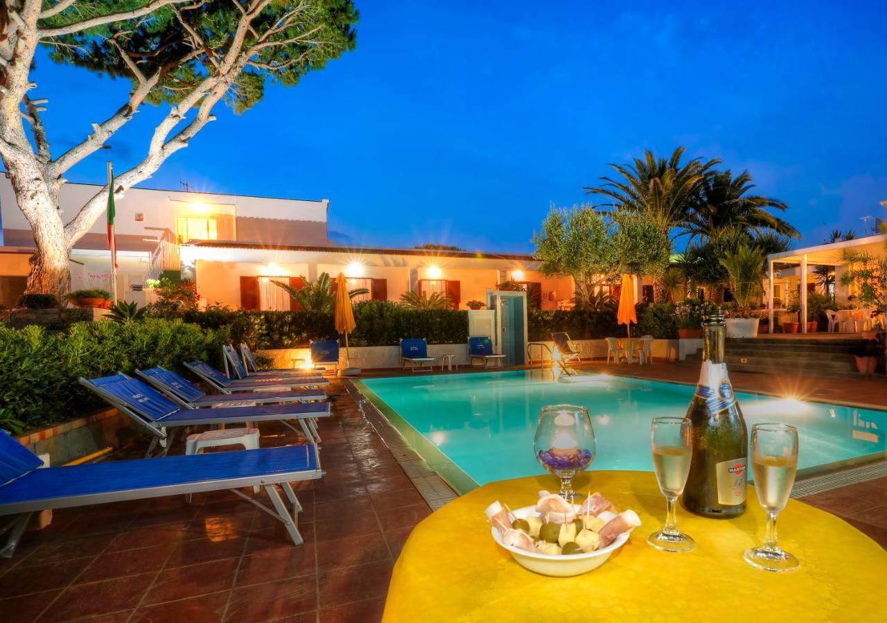 Hotel Villa Mena Forio di Ischia Εξωτερικό φωτογραφία