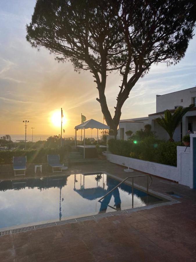 Hotel Villa Mena Forio di Ischia Εξωτερικό φωτογραφία
