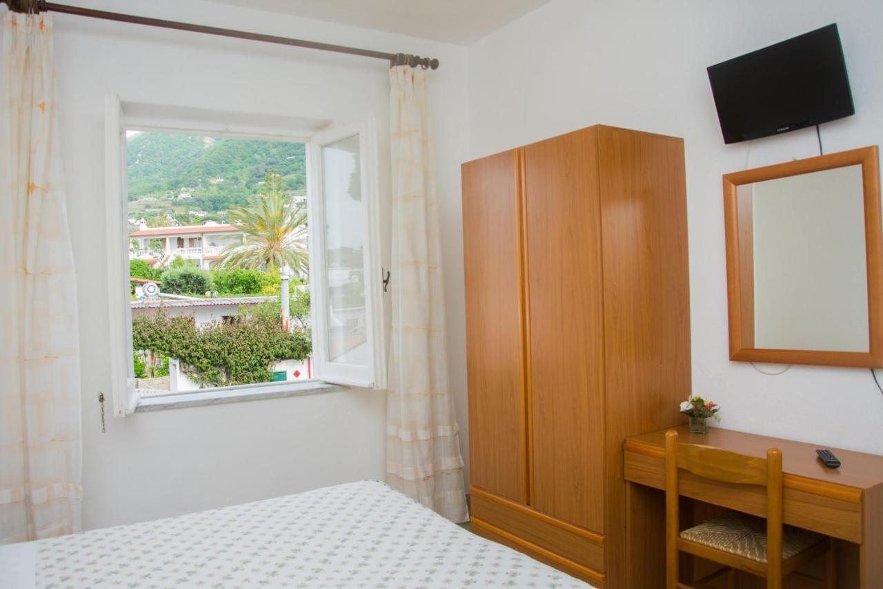 Hotel Villa Mena Forio di Ischia Εξωτερικό φωτογραφία